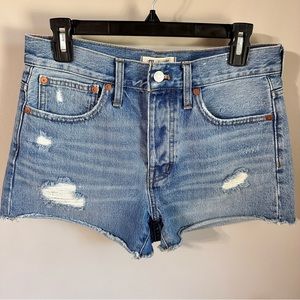 MADEWELL NWOT Relaxed Denim Jean Shorts High Rise Distressed  Size 25